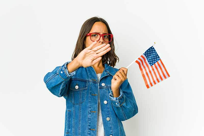 En este momento estás viendo Cómo hacerse ciudadano americano sin hablar inglés