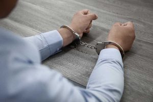 Read more about the article Legal Alternatives to Immigrant Detention